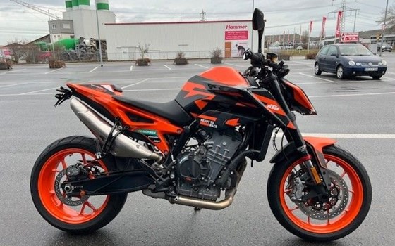 Gebrauchtmotorrad KTM 890 Duke GP - Bild 4
