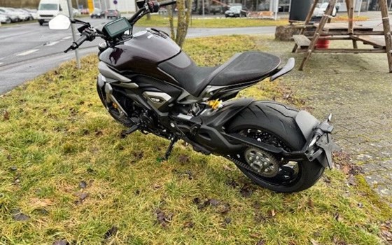 Gebrauchtmotorrad Ducati XDiavel V4 - Bild 21
