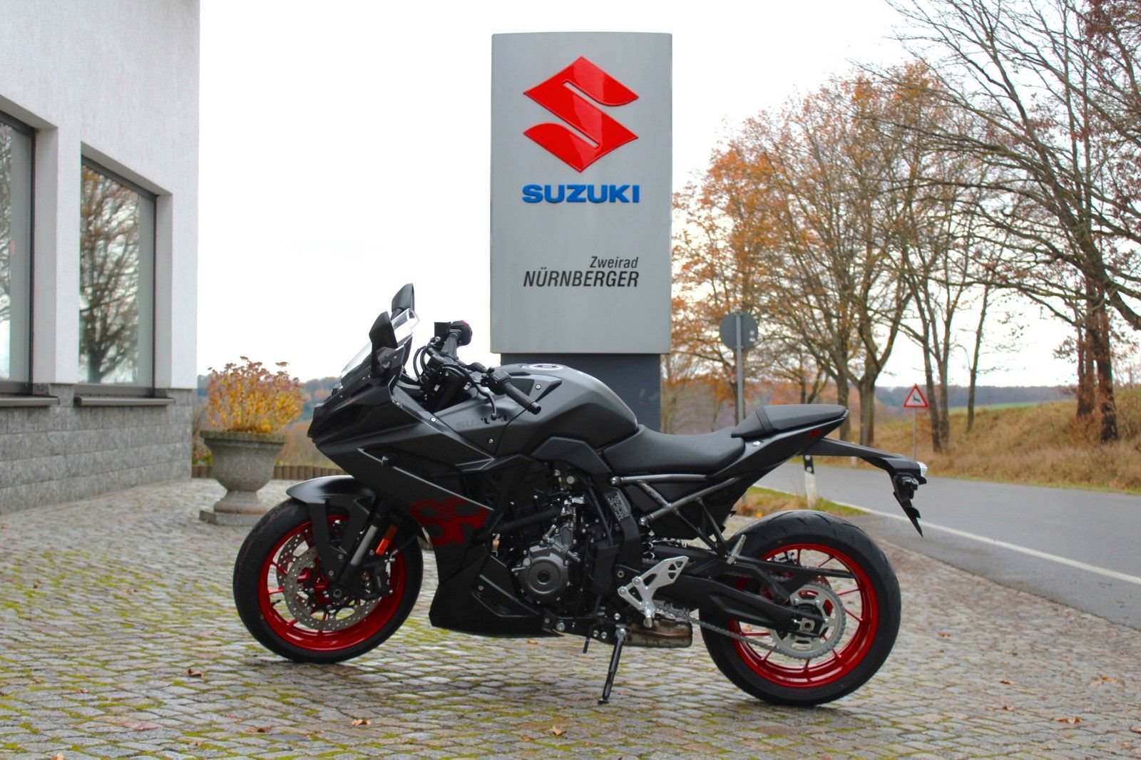 Suzuki GSX-8R