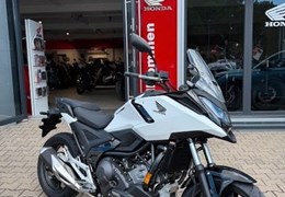 Neumotorrad Honda NC750X DCT
