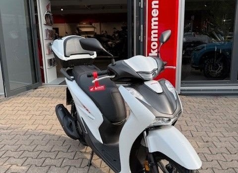 Neufahrzeug Honda SH125i - Bild 1