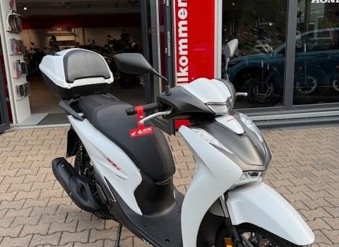Neufahrzeug Honda SH125i - Bild 13