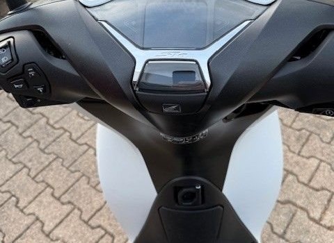 Neufahrzeug Honda SH125i - Bild 15