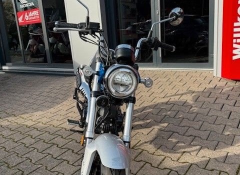 Gebrauchtmotorrad Honda Dax 125 - Bild 3