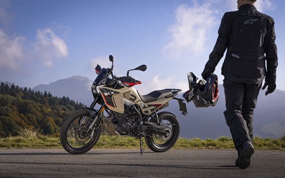 Neufahrzeug Benelli BKX 125 - Bild 10