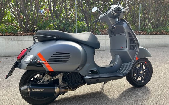 Gebrauchtmotorrad Vespa GTS 125 Super Sport - Bild 2