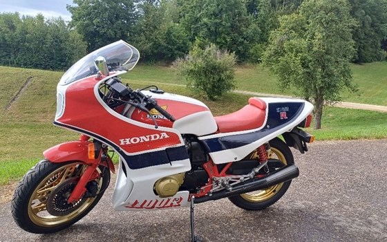 Gebrauchtmotorrad Honda CB 1100 R - Bild 1