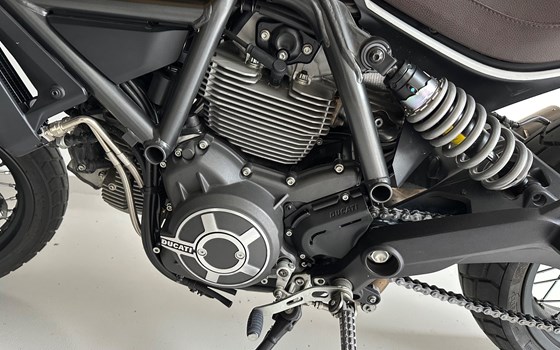 Gebrauchtmotorrad Ducati Scrambler Classic - Bild 8