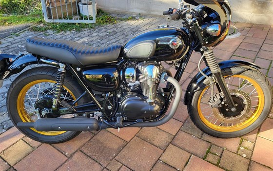 Gebrauchtmotorrad Kawasaki W800 - Bild 1