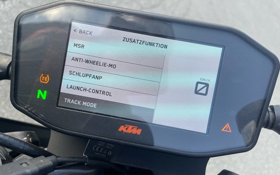 Gebrauchtmotorrad KTM 890 Duke R - Bild 3