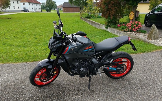 Gebrauchtmotorrad Yamaha MT-09 - Bild 1