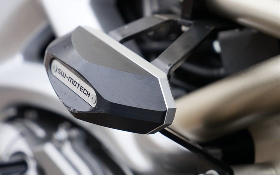 Gebrauchtmotorrad Suzuki SFV 650 Gladius - Bild 13