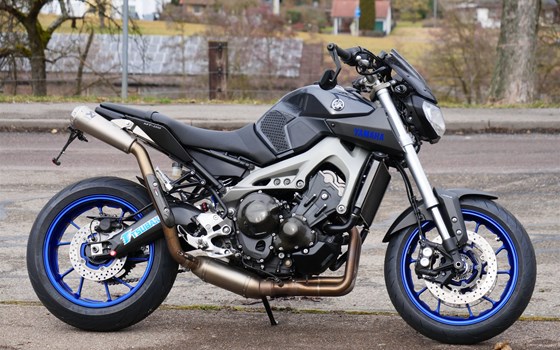 Gebrauchtmotorrad Yamaha MT-09 - Bild 2