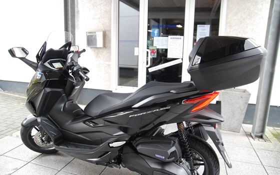 Neufahrzeug Honda Forza 350 - Bild 5