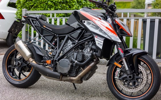 Gebrauchtmotorrad KTM 1290 Super Duke R - Bild 1