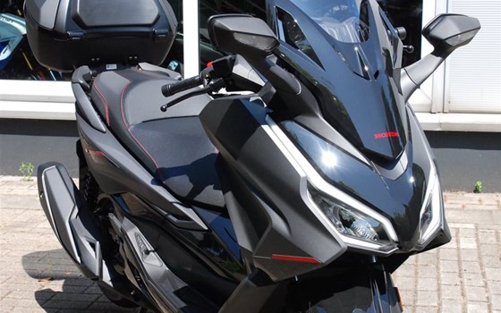 Neufahrzeug Honda Forza 125 - Bild 10