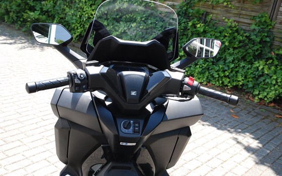 Neufahrzeug Honda Forza 125 - Bild 9