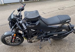 Gebrauchte Husqvarna Svartpilen 401