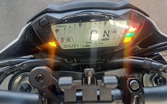 Gebrauchtmotorrad Suzuki GSX-S750 - Bild 5