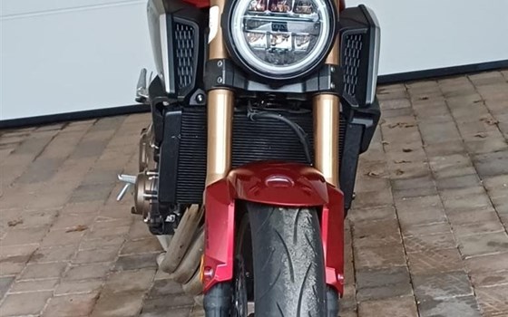 Gebrauchtmotorrad Honda CB650R - Bild 6