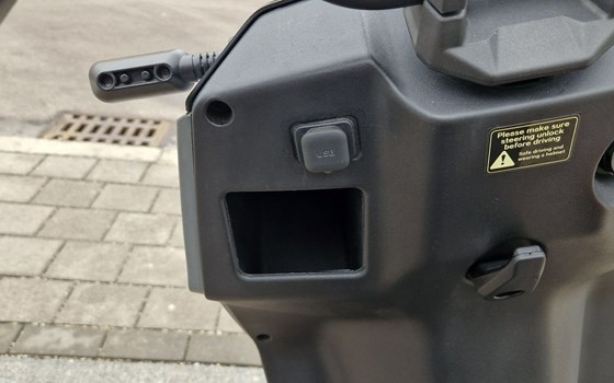 Gebrauchtmotorrad Super Soco CPX 90 km/h - Bild 9