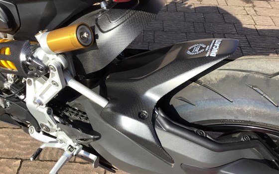 Gebrauchtmotorrad Ducati Streetfighter V2 - Bild 8
