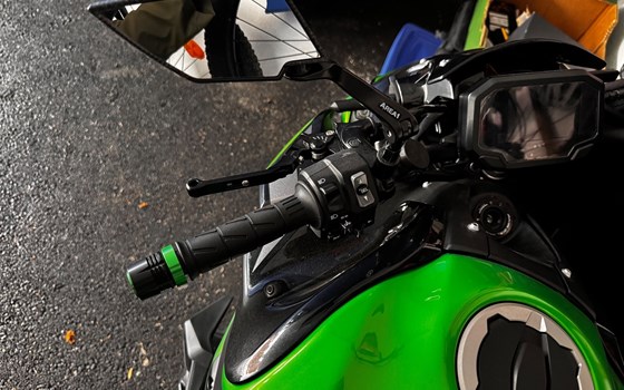 Gebrauchtmotorrad Kawasaki Z900 SE - Bild 3