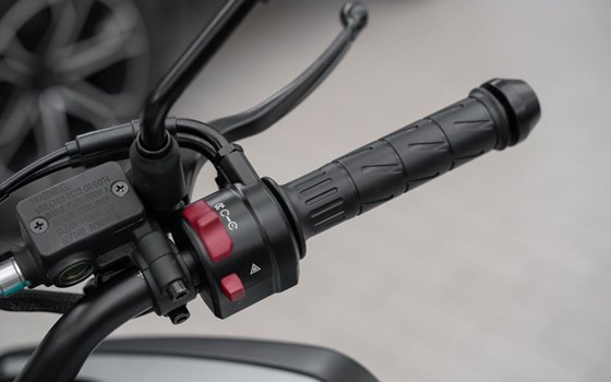 Neufahrzeug CFMOTO 125NK - Bild 7