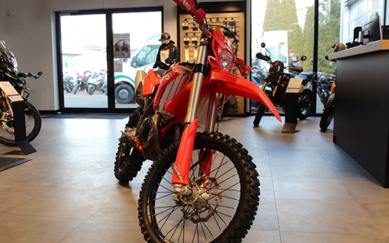 Gebrauchtmotorrad Beta RR 390 - Bild 2