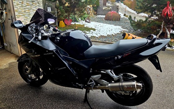 Gebrauchtmotorrad Honda CBR 1100 XX Super Blackbird - Bild 1