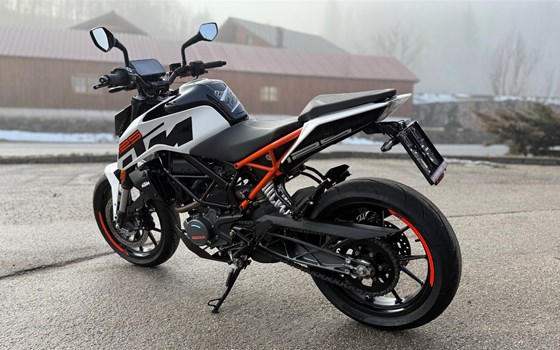 Gebrauchtmotorrad KTM 125 Duke - Bild 3