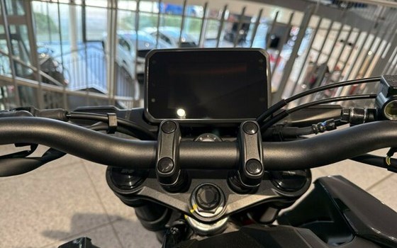 Neufahrzeug Honda CB125R - Bild 6