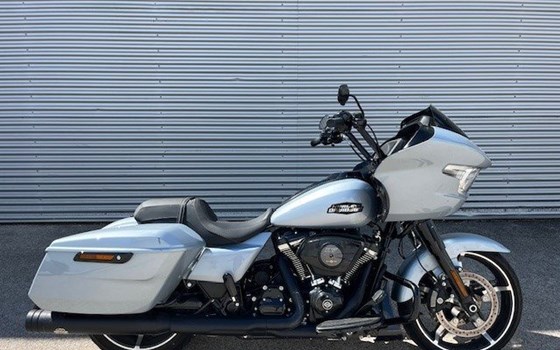 Gebrauchtmotorrad Harley-Davidson Road Glide FLTRX - Bild 2