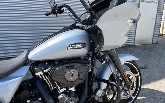 Gebrauchtmotorrad Harley-Davidson Road Glide FLTRX - Bild 3