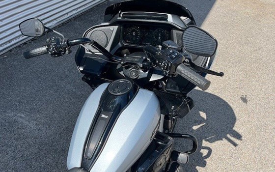 Gebrauchtmotorrad Harley-Davidson Road Glide FLTRX - Bild 5