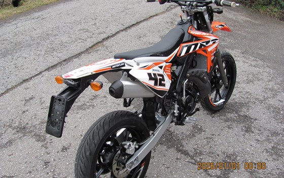 Gebrauchtmotorrad Rieju MRT 50 - Bild 3