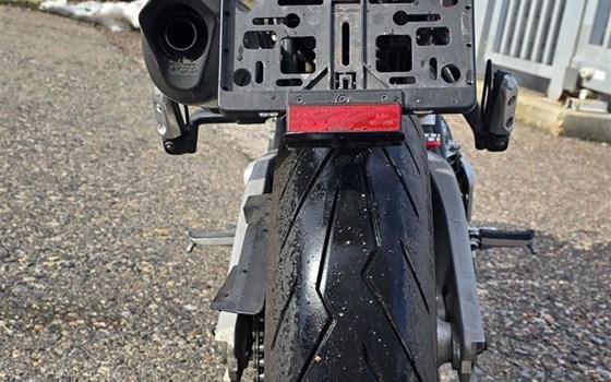 Gebrauchtmotorrad Derbi Mulhacen 659 - Bild 4