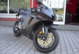 Neumotorrad Honda CBR600RR