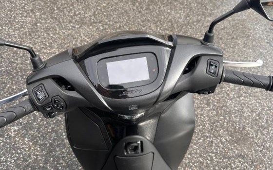 Neufahrzeug Honda SH150i - Bild 6
