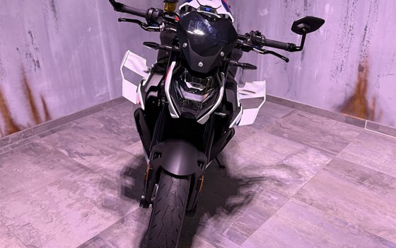 Gebrauchtmotorrad BMW M 1000 R - Bild 5