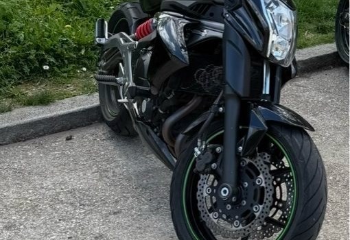 Gebrauchtmotorrad Kawasaki ER-6n - Bild 2