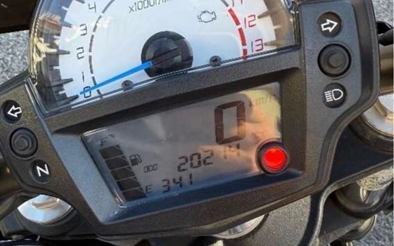 Gebrauchtmotorrad Kawasaki ER-6n - Bild 6