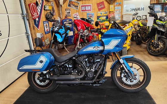 Gebrauchtmotorrad Harley-Davidson Softail Low Rider ST - Bild 2