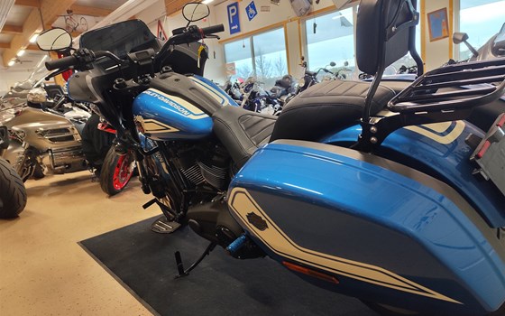 Gebrauchtmotorrad Harley-Davidson Softail Low Rider ST - Bild 6