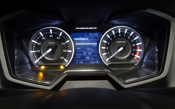 Gebrauchtmotorrad Honda Forza 125 - Bild 10