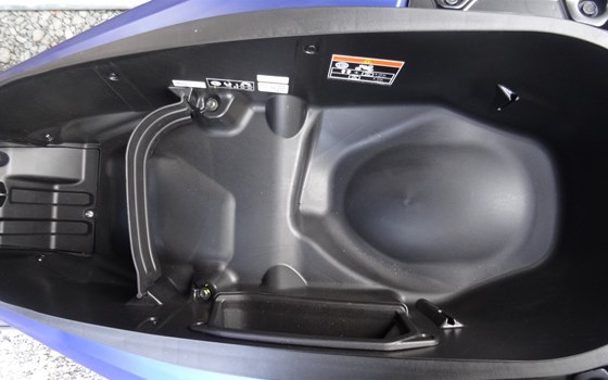 Gebrauchtmotorrad Honda Forza 125 - Bild 8