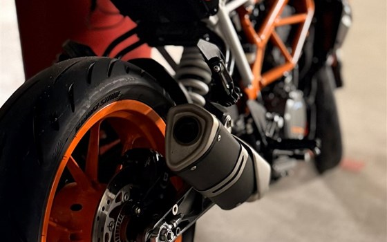 Motorrad Occasion KTM 390 Duke - Bild 4