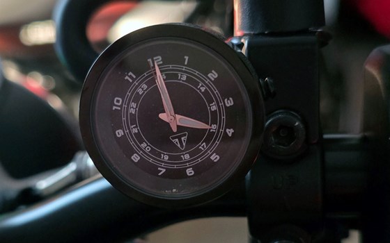 Gebrauchtmotorrad Triumph Street Twin - Bild 11