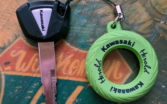 Gebrauchtmotorrad Kawasaki Z900 RS - Bild 13