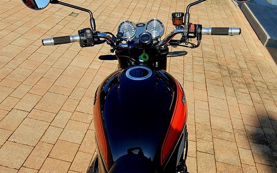 Gebrauchtmotorrad Kawasaki Z900 RS - Bild 7